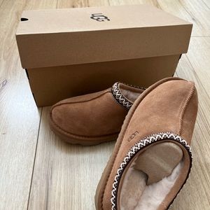 UGG Tasman Slipper Youth 5/Womens 7